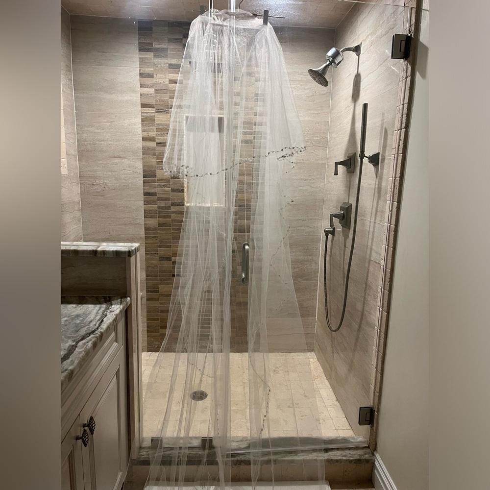 Peter Langner two tier veil